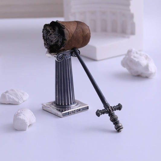 Silver Eterna Cigar Throne