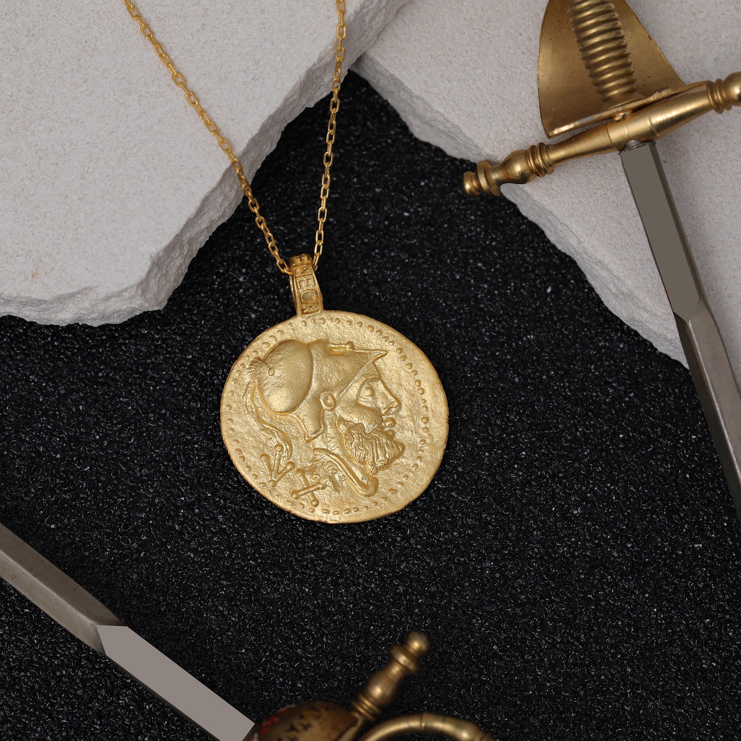 Denario Necklace