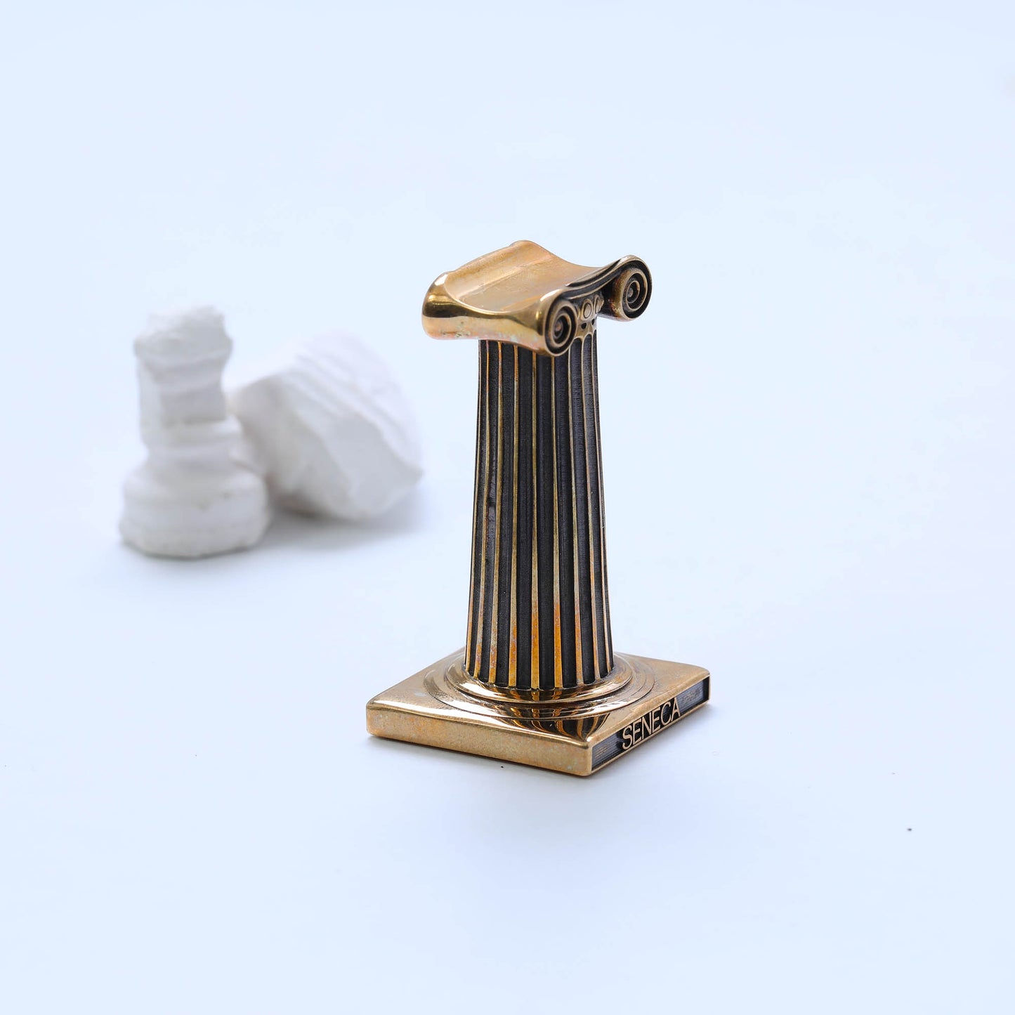 Eterna Bronzo Puro Tahtı